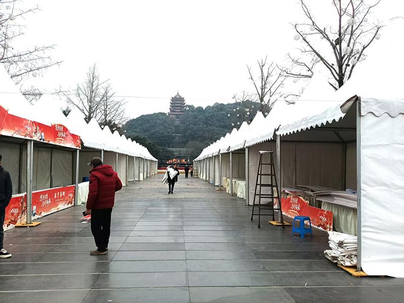 理塘县活动篷房租赁：高品质篷房+配套服务，让活动更具质感